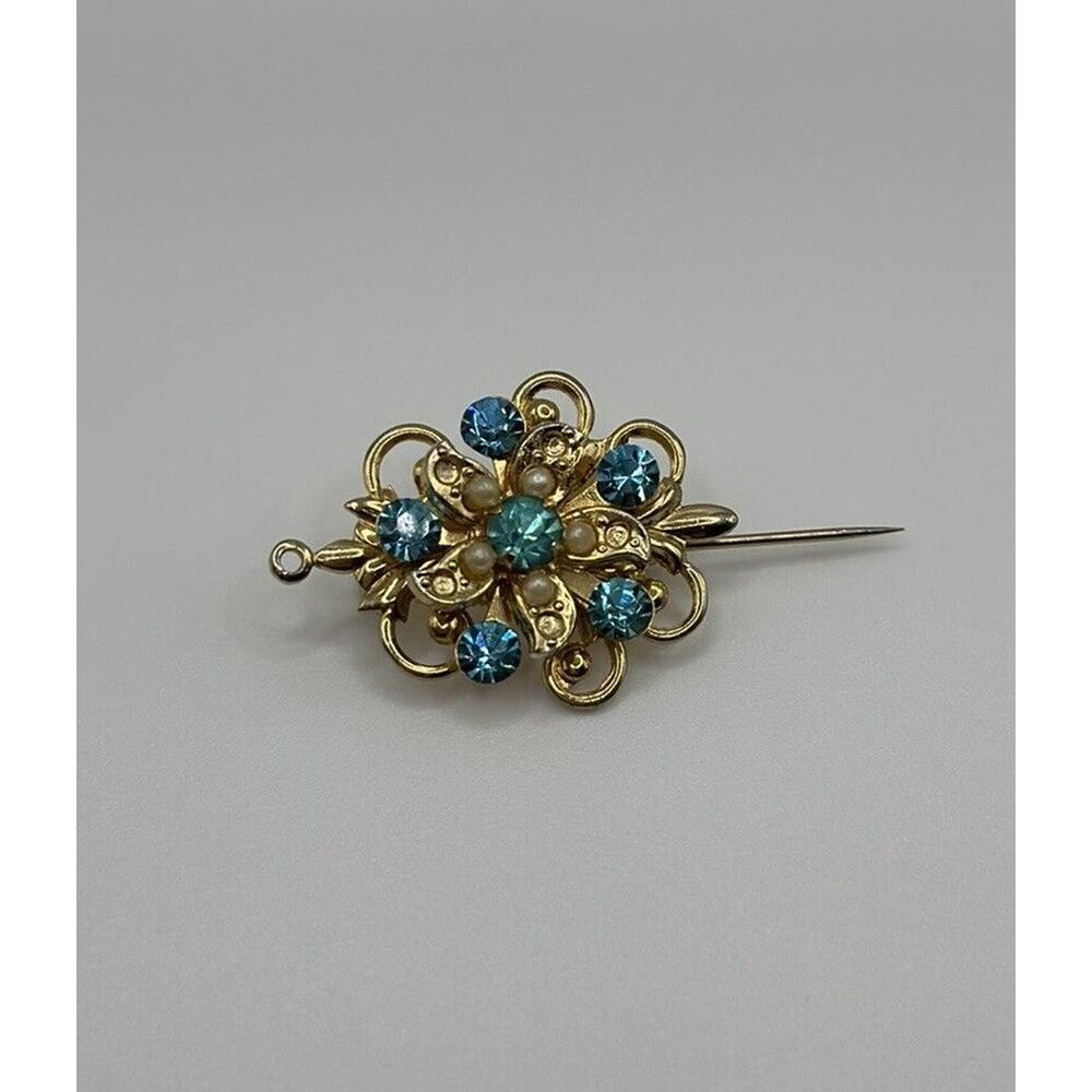VINTAGE CORO GOLD TONE TURQUOISE RHINESTONE FAUX PEARL FILIGREE BROOCH PENDANT
